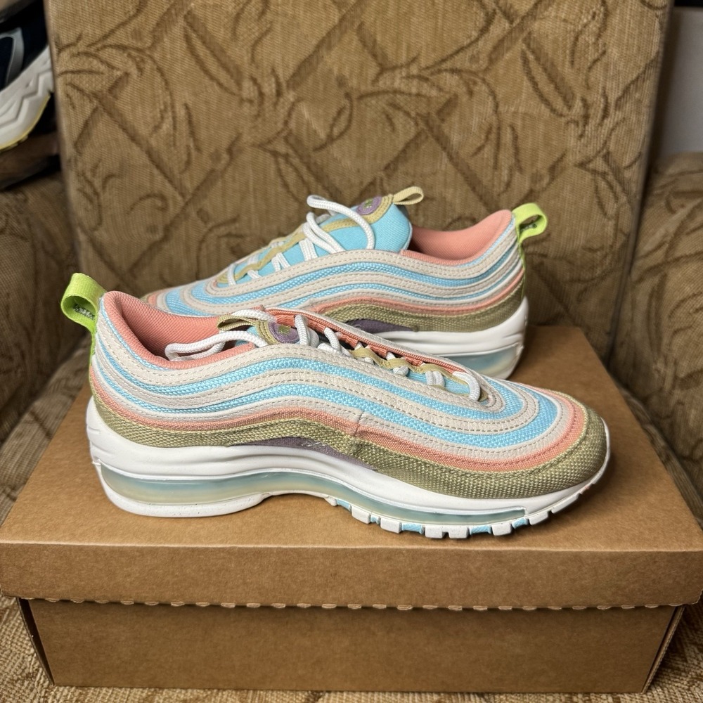 [DQ4126-400] Grade School Nike AIR MAX 97 SE GS 'SUN CLUB - COPA WHEAT GRASS' 6Y - Picture 2 of 8